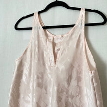 Load image into Gallery viewer, Vintage Pale Pink Short Nightgown S