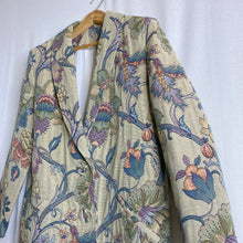 Load image into Gallery viewer, Vintage Floral Tapestry Blazer L