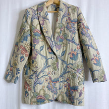 Load image into Gallery viewer, Vintage Floral Tapestry Blazer L