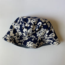 Load image into Gallery viewer, Vintage 1990&#39;s Reversible Bucket Hat