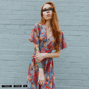 Vintage 1970’s Flutter Sleeve Floral Dress M
