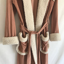 Load image into Gallery viewer, Vintage 1970&#39;s Faux Sherpa Trim Robe L