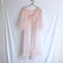 Load image into Gallery viewer, Vintage 1960&#39;s Blush Pink Peignoir L