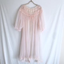 Load image into Gallery viewer, Vintage 1960&#39;s Blush Pink Peignoir L